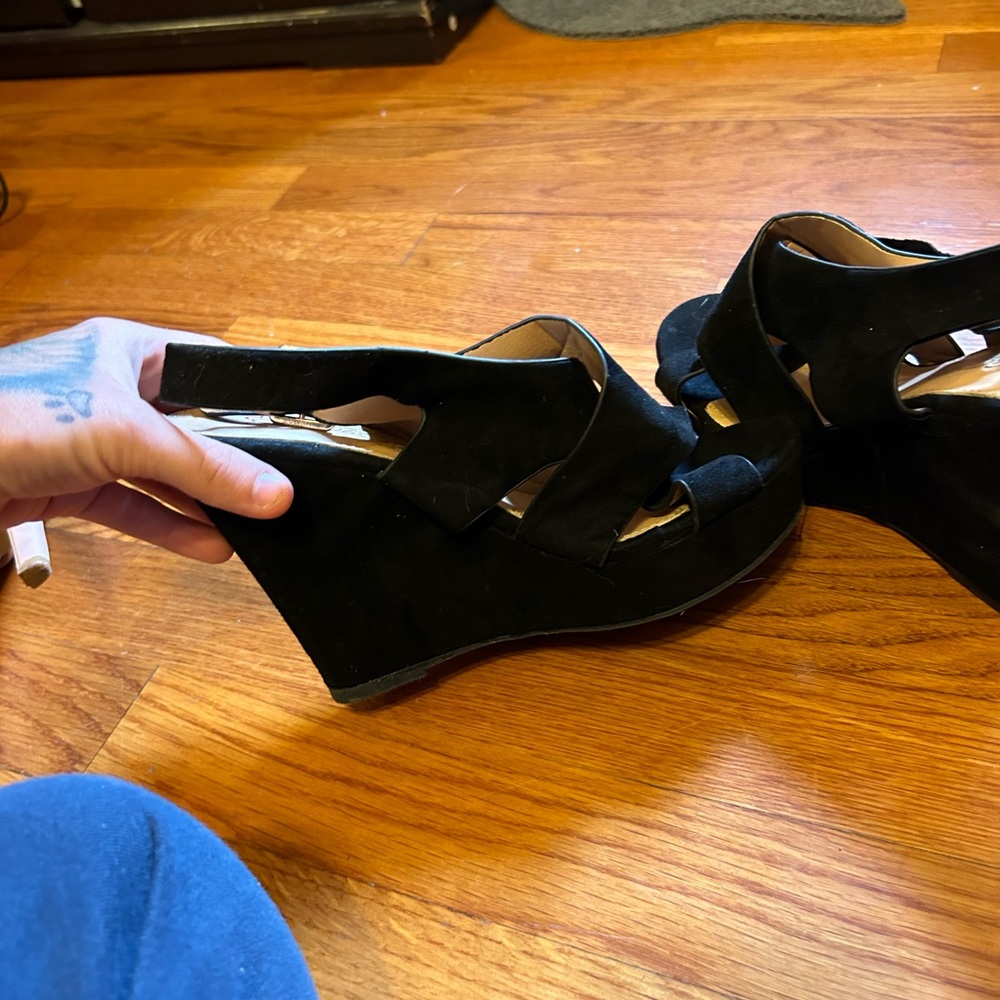 Booties - Picture 3 of 3